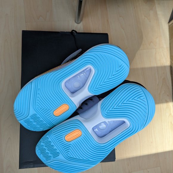 Brand New Nike KD basketball shoes - Picture 3 of 4